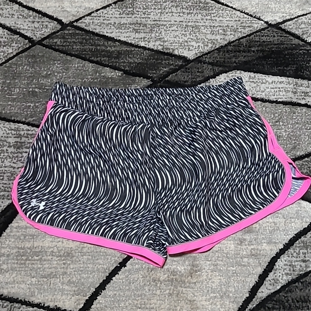 UNDER ARMOUR FITTED HEATGEAR ELASTIC WAIST DRAWSTRING SHORTS PRICE FIRM